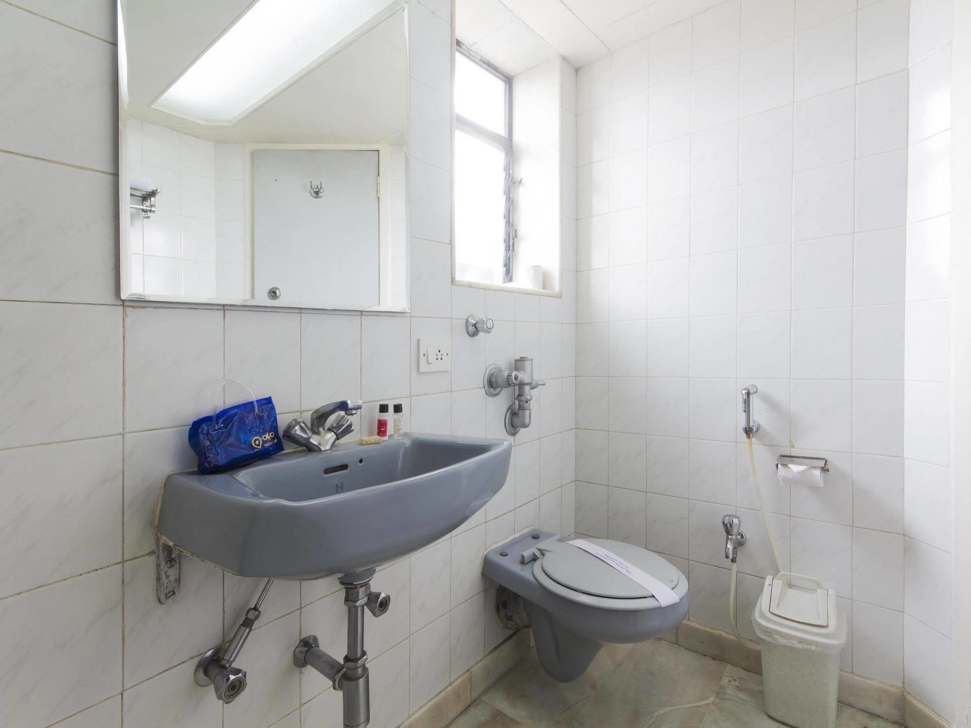 Hotel Ashray International, Sion - Near Bkc Mumbai Bagian luar foto