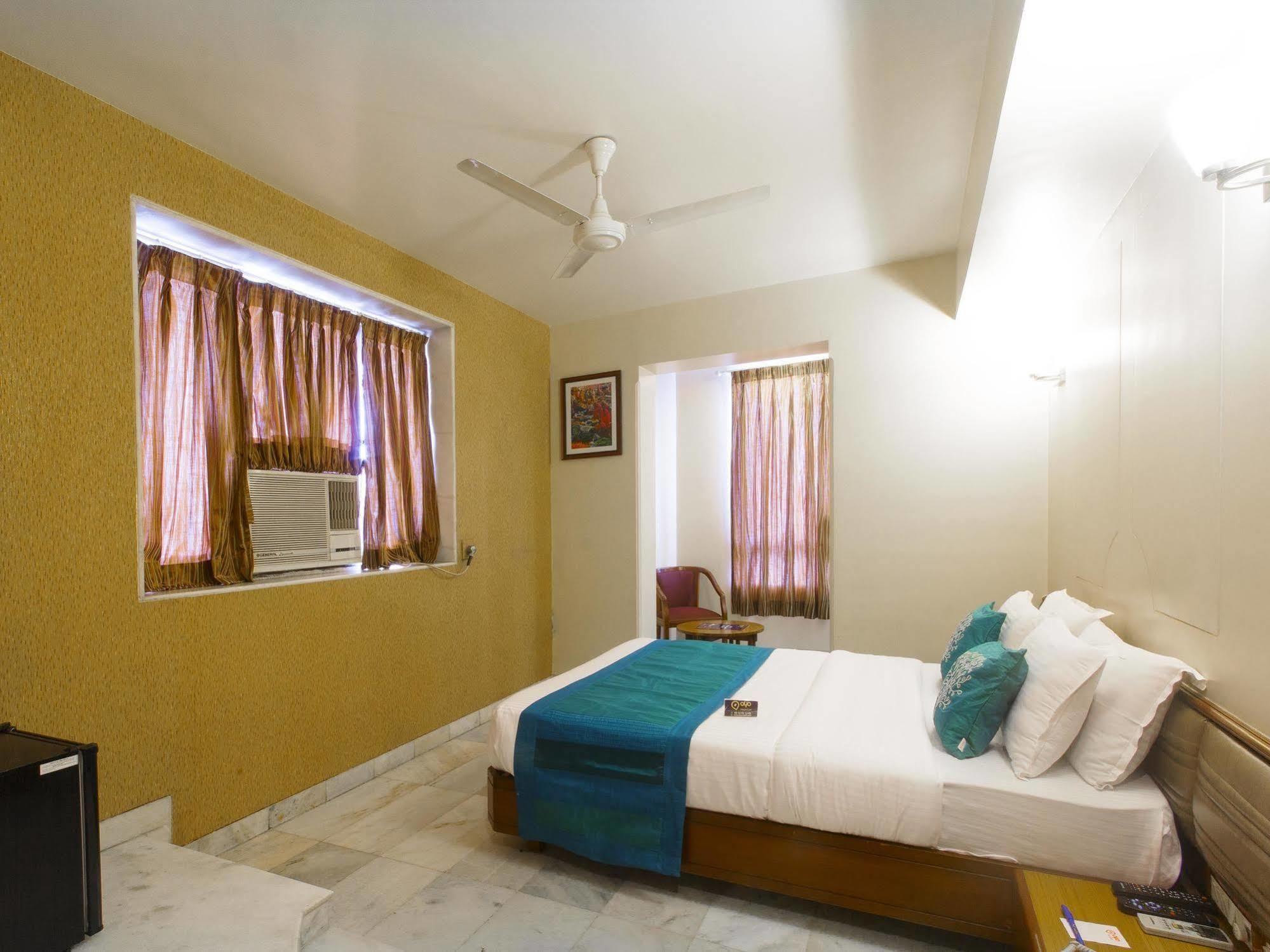 Hotel Ashray International, Sion - Near Bkc Mumbai Bagian luar foto