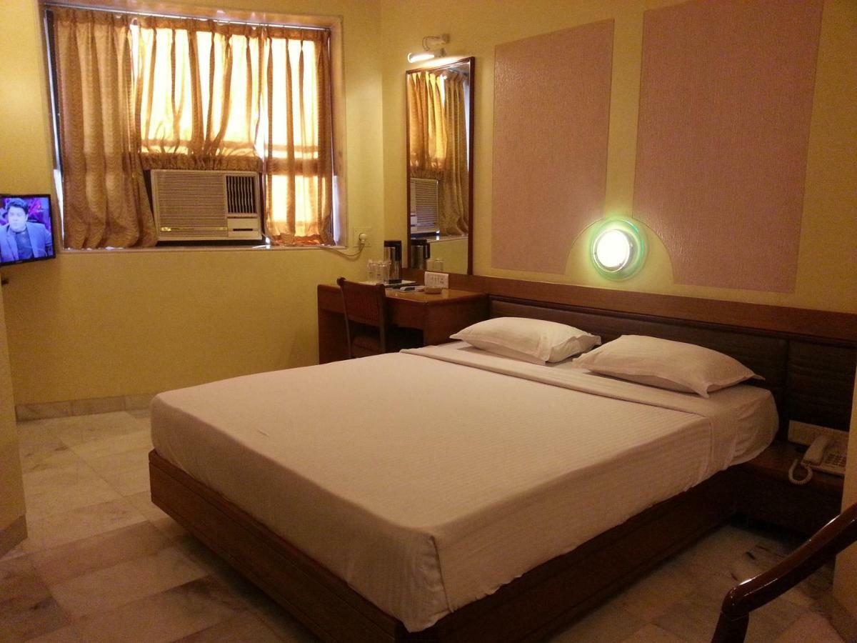 Hotel Ashray International, Sion - Near Bkc Mumbai Bagian luar foto